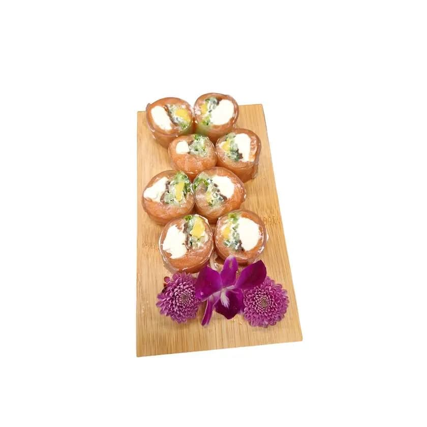 Spring Roll łosoś (8szt.)
