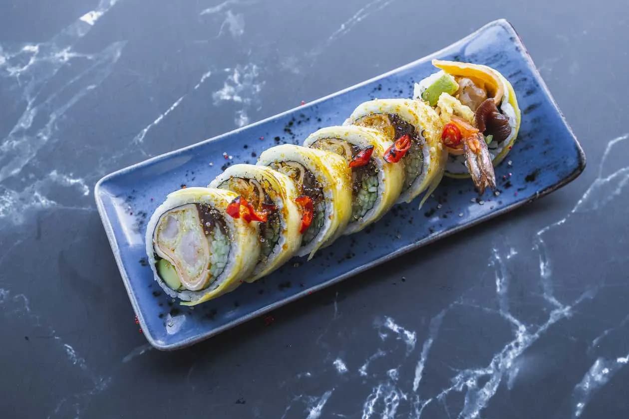 Hot mango roll
