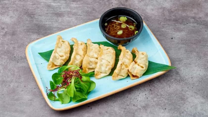 Pierożki Gyoza z krewetkami