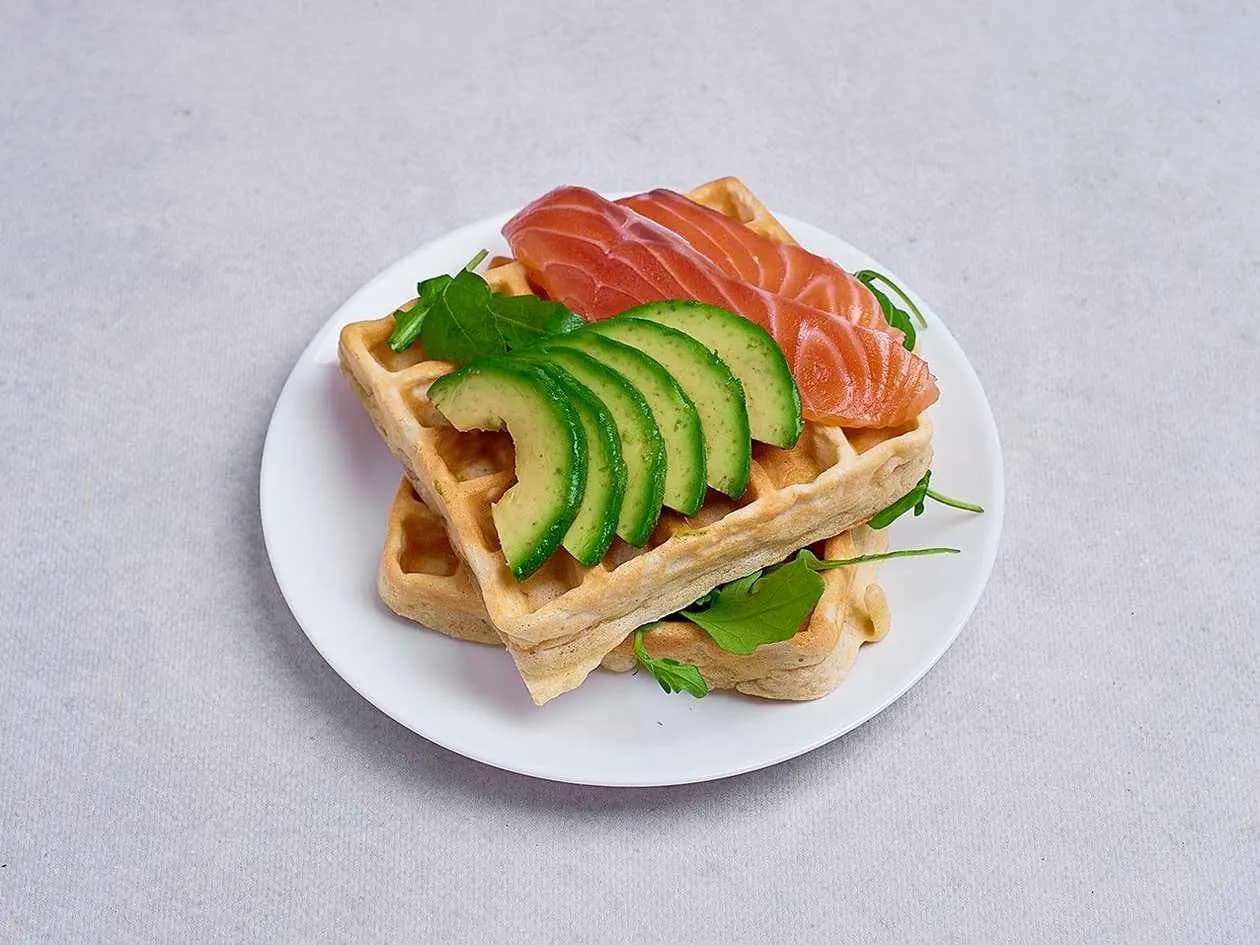 Gofry Awokado i Łosoś