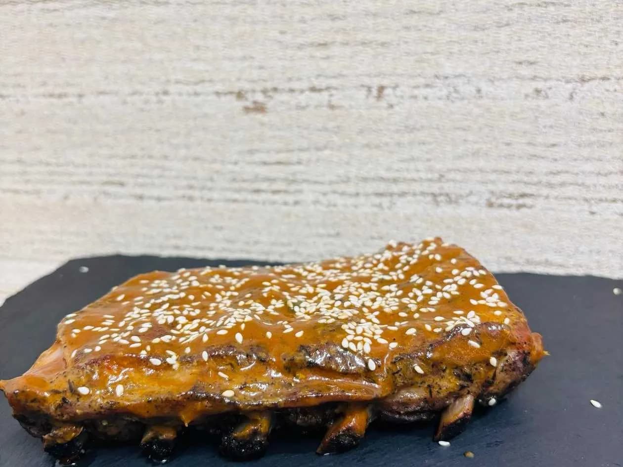 Żeberka w miodzie i tabasco 500 gr