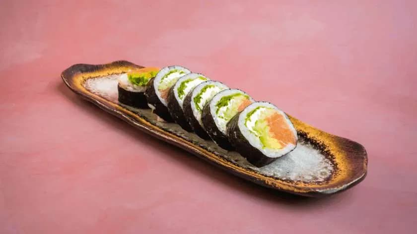 Łosoś, Philadelphia, Awokado, Ogórek, Sałata