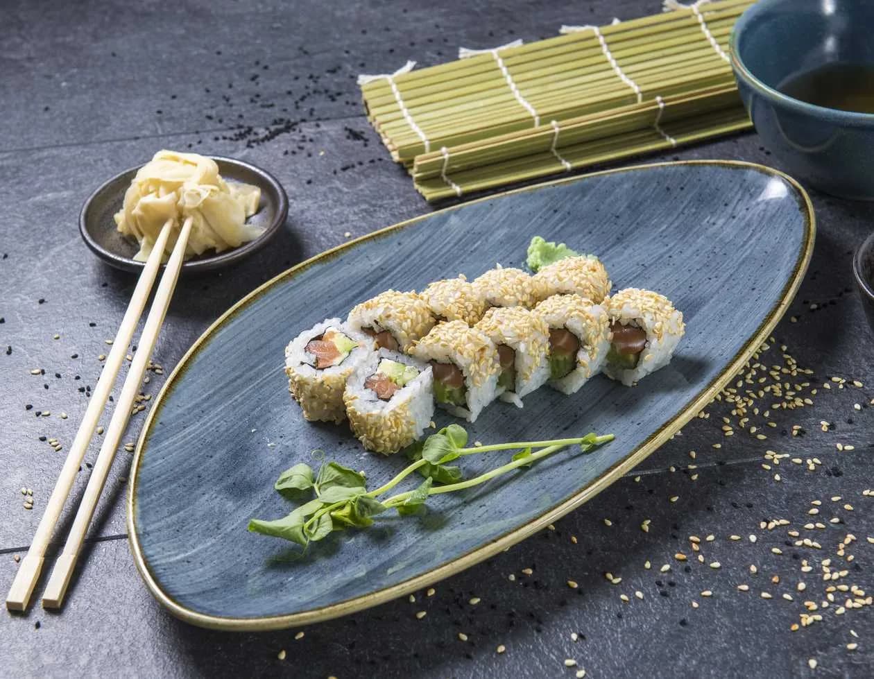 California Łosoś Surowy (10 sztuk)