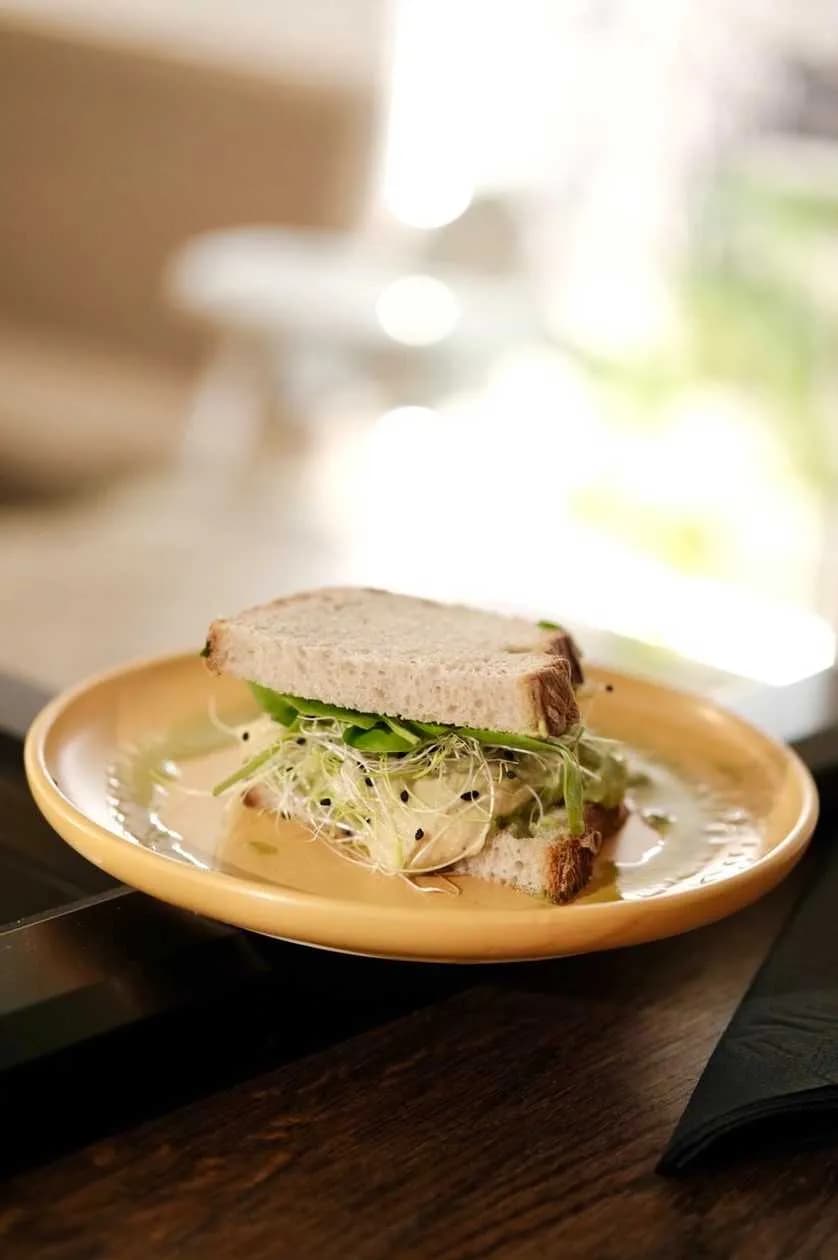 AVOCADO SANDWICH (vegan)