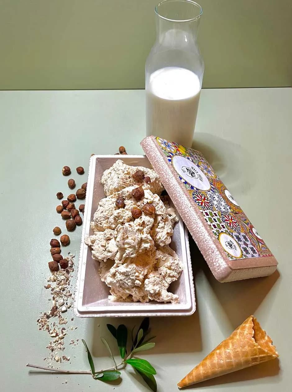 Hazelnut Ice Cream 1000ml