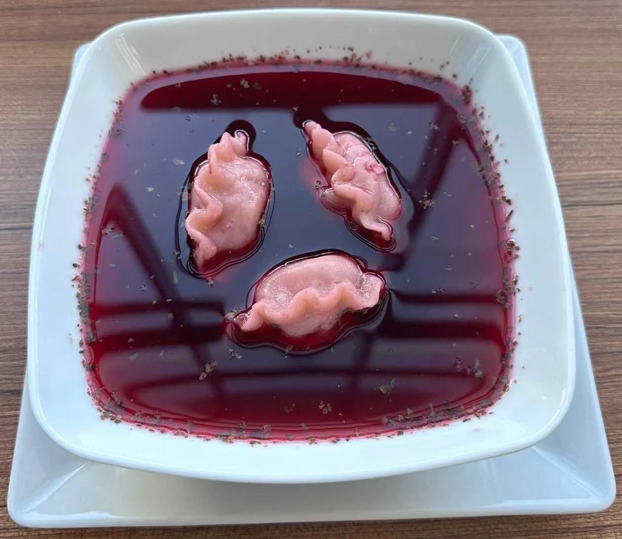 Barszcz Czerwony + Pierogi z Mięsem