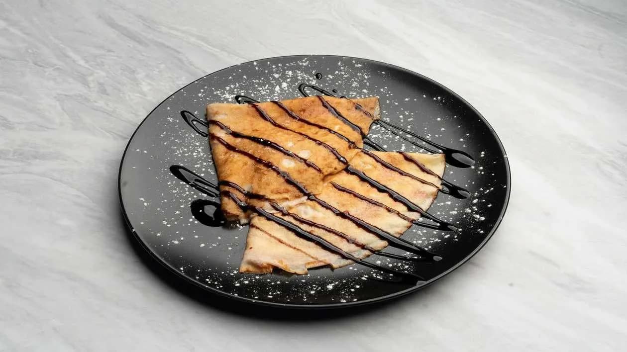 CREPES WITH NUTELLA
