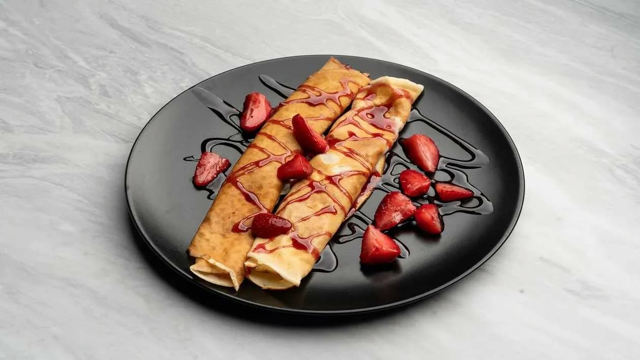 CREPES WITH JAM