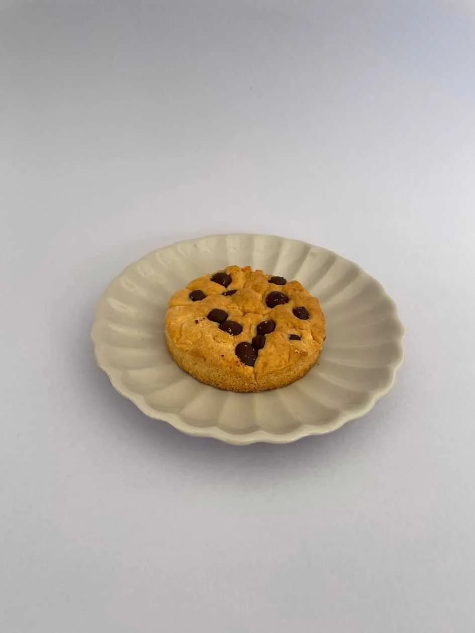 Marshmallow cookie with chocolate