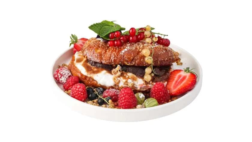 Chałka ze śliwkami