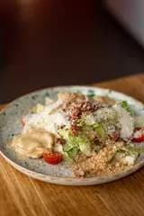 Sałatka Cezar z kurczakiem