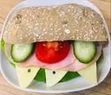 kanapka ser i szynka