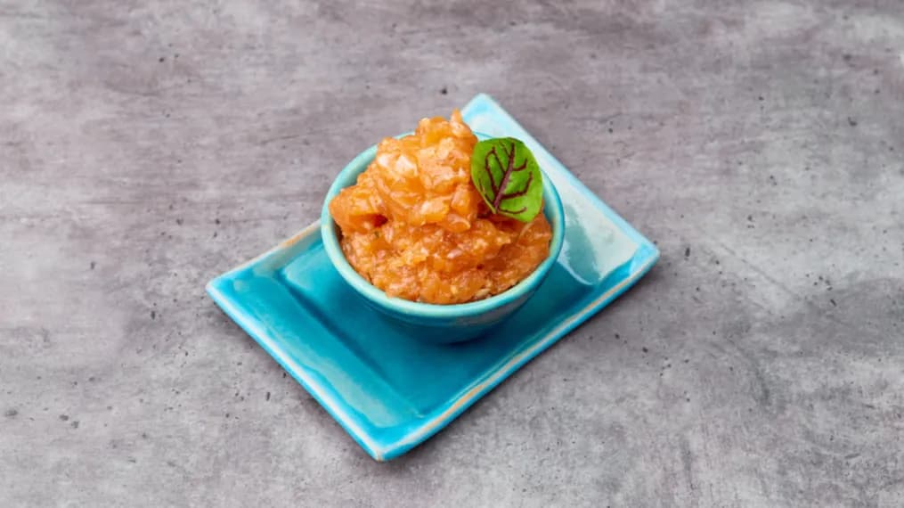 Tatar z łososia - miska