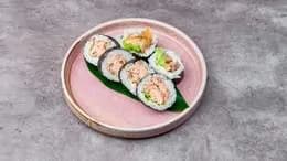 Futomaki Maki z pieczonym łososiem