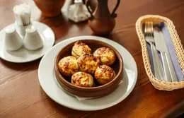 Pieczarki faszerowane