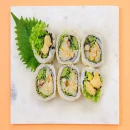 CaliFuto kalmar w tempurze / ogórek / rzepa / tykwa / sałata / mayo 6 szt.