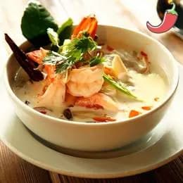 TOM KHA Z KREWETKAMI