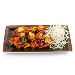 Chrupiąca Wołowina z Ziemniakami w Pikantnym Sosie (245g, 350g)