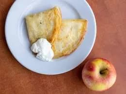 Naleśnik z Jabłkiem Prażonym