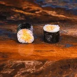 Hosomaki z tatarem z kraba