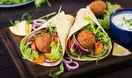 Falafel na cienkim cieście średni