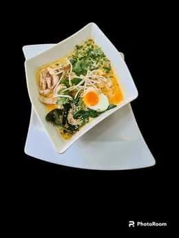 Zupa Ramen Laksa z kurczakiem