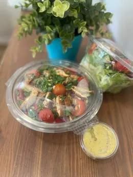 Sałatka z kurczkiem