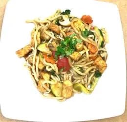 Udon w wersji wegetariańskiej