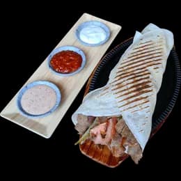 16- Tortilla kebab wołowy WRAP