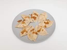 pierogi ukraińskie z serem, ziemniakami i cebulą