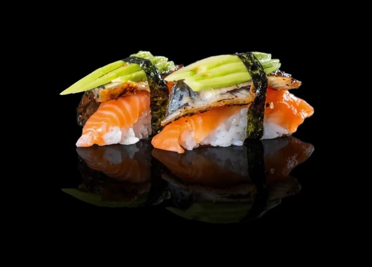 ŁOSOŚ, WĘGORZ i awokado