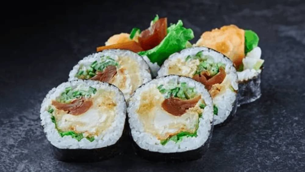Futomaki Dorada w Tempurze (6 sztuk)