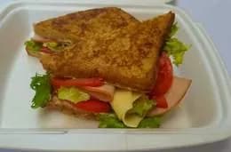 Tost Francuski na zimno z szynką i serem