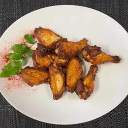 Skrzydełka z kurczaka w ostrym sosie 8 szt.