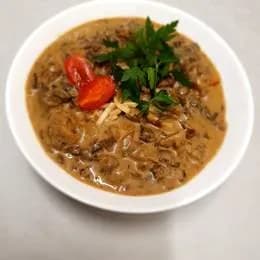 Kremowa pieczarkowa z makaronem