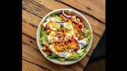 Sałatka buttermilk chicken ranch