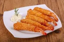 Chrupiące krewetki z domowym słodkim sosem chilli