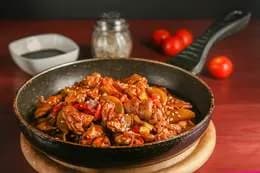 Gulasz z kurczaka z warzywami