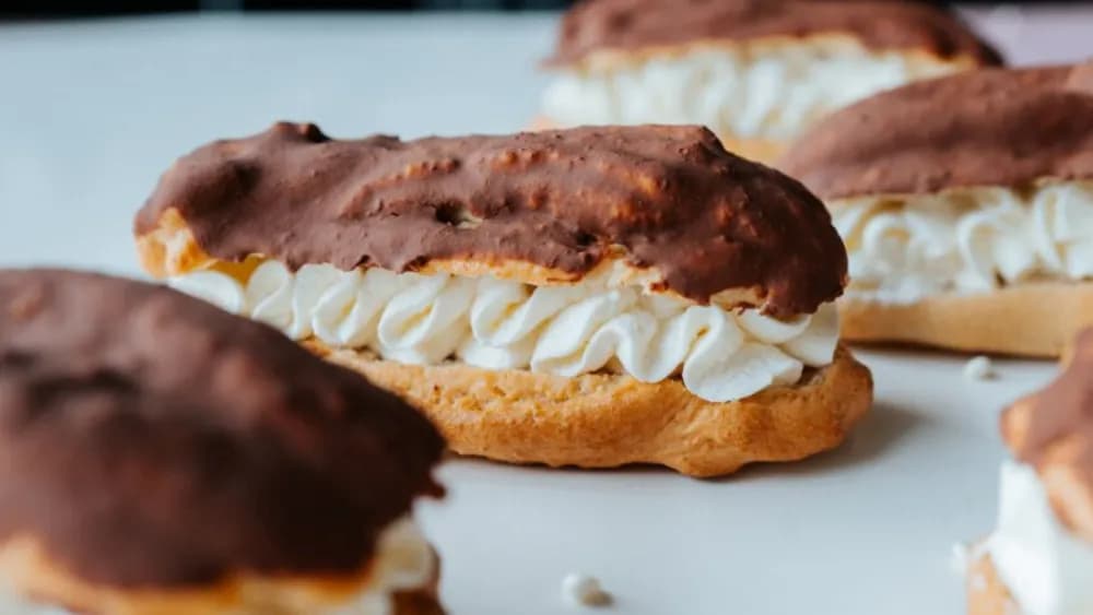 Ekler keto śmietankowy