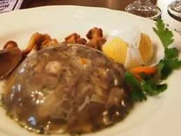 Zimne nóżki w galarecie