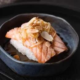 Nigiri Fusion Łosoś opalany