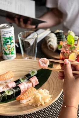 Hosomaki Łosoś pieczony