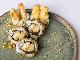 Banan z pastą anko i pistacjami