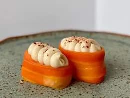 Krem z nerkowców owinięty w nori