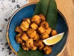 Tofu w panierce z sosem tonkatsu