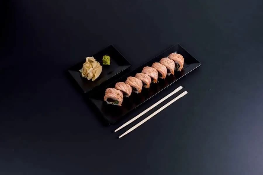 Tuńczyk, majonez, por, ogórek - łosoś opiekany