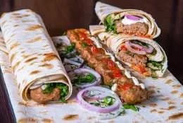 Lula kebab z wolowiny w lawaszu