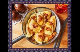 Smażone pierogi z pieczarkami i cebulą 8szt