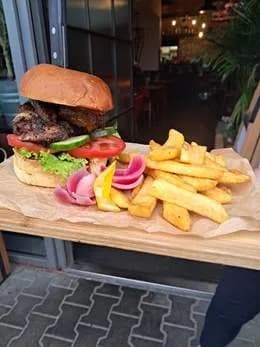 Burger Fusion Rib + Frytki