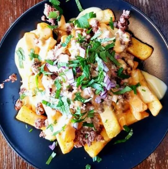 Dirty Fries z wołowiną